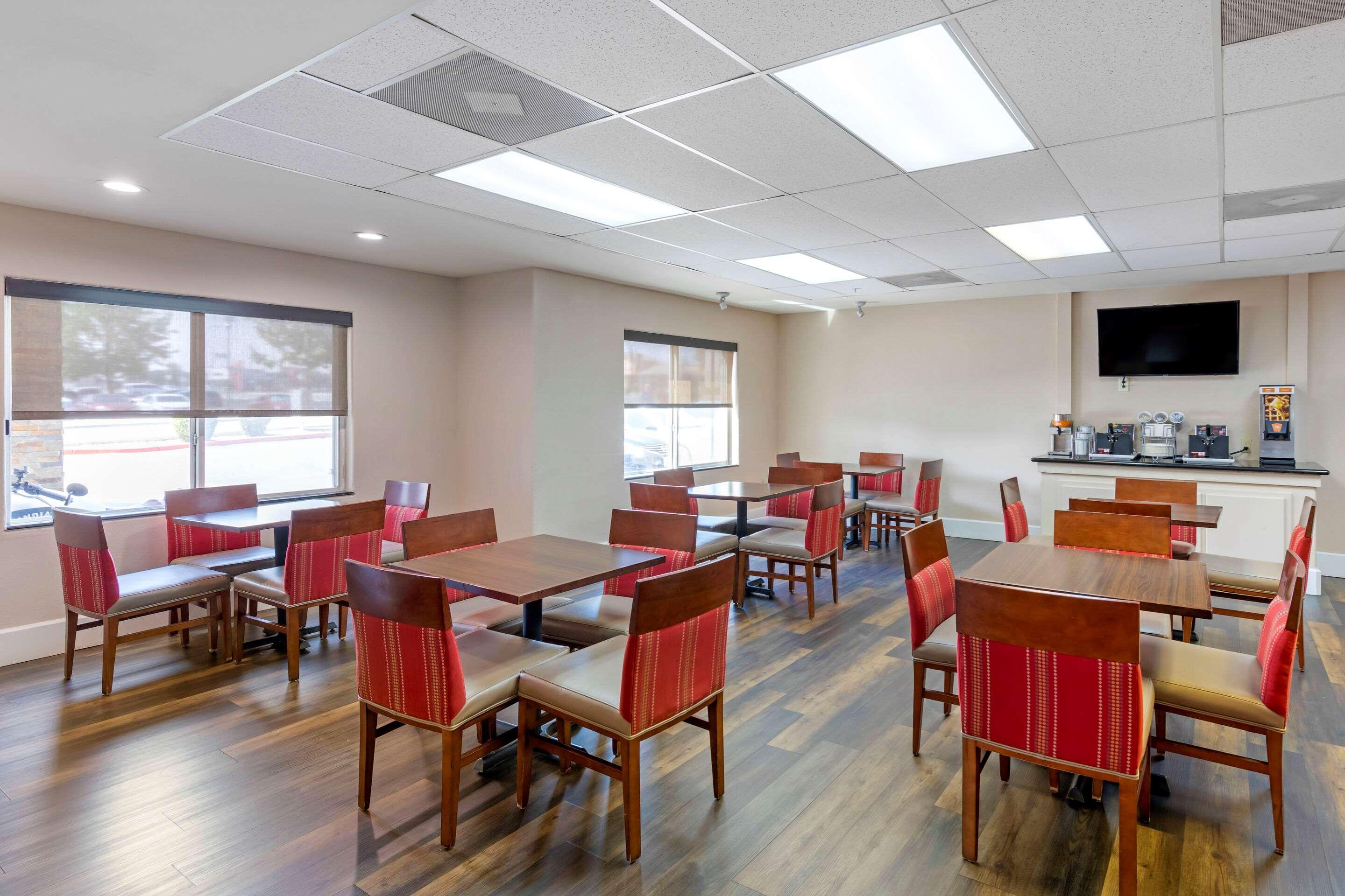 Comfort Suites Victorville-Hesperia Εξωτερικό φωτογραφία